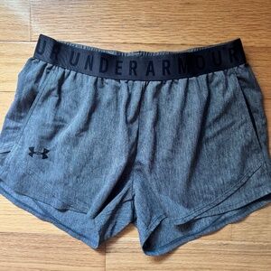 Under Armour Athletic Shorts / Size Small
